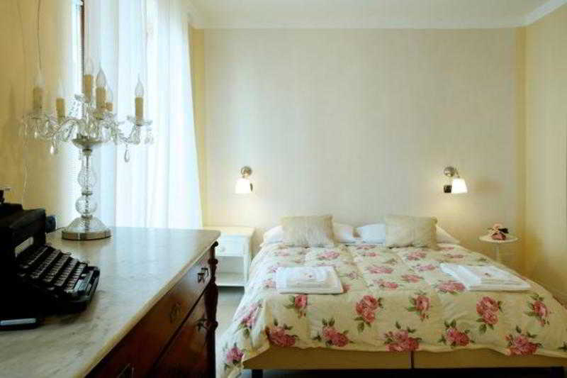 Botton D'Oro B&B Bergamo Bagian luar foto